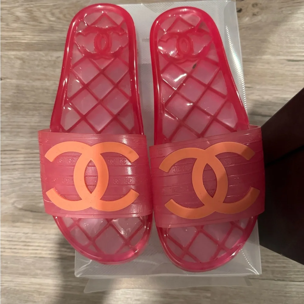 Chanel pink jelly slides size 41 box included - Picture 1 of 7